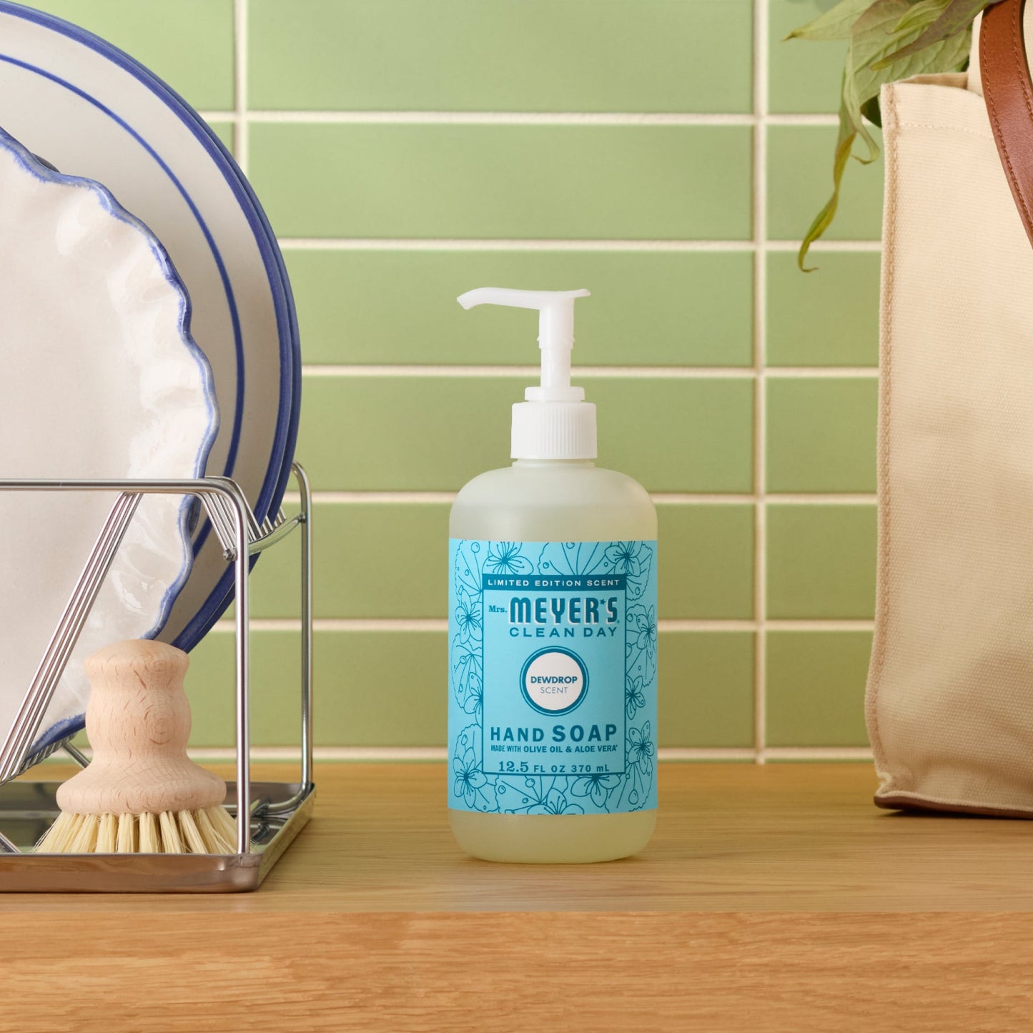 Dewdrop Liquid Hand Soap - for Convenient Hand Care